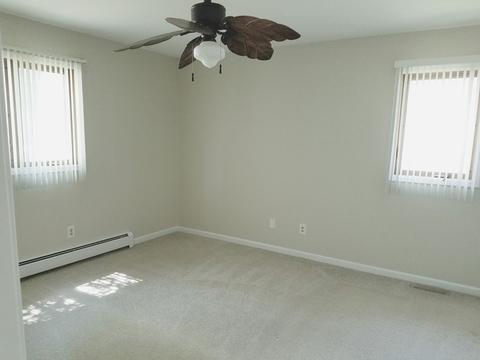 544 Norman Dr, Cary, IL 60013 photo 9