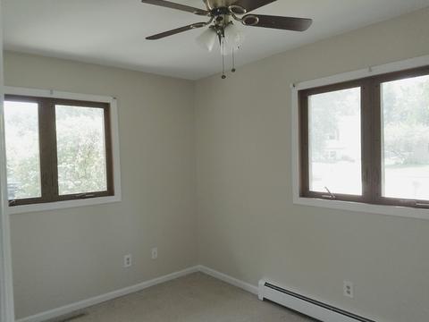 544 Norman Dr, Cary, IL 60013 photo 10