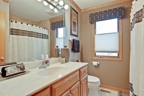 708 S Riverside Dr, Mchenry, IL 60050 photo 32