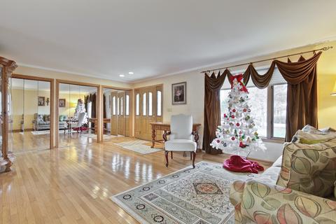 708 S Riverside Dr, Mchenry, IL 60050 photo 11