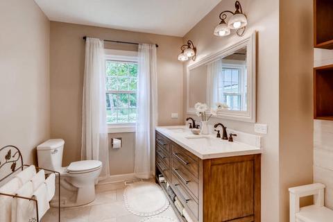 29 W631 Schick Rd, Bartlett, IL 60103 photo 14