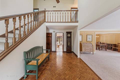6466 Cape Cod Ct, Lisle, IL 60532 photo 3