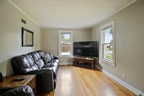 435 S Yates Ave, Kankakee, IL 60901 photo 3