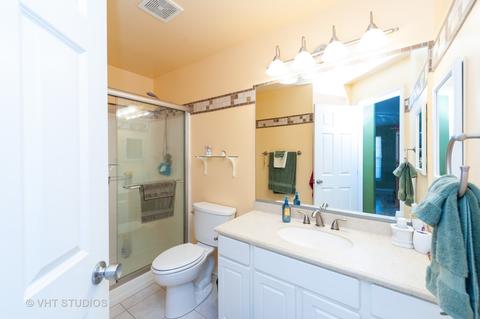 1124 E Danbury Dr, Cary, IL 60013 photo 11