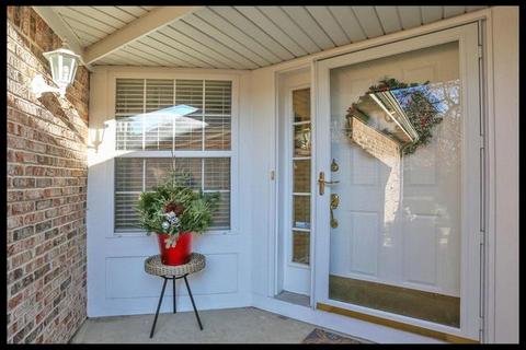 335 Bay Dr, Itasca, IL 60143 photo 2