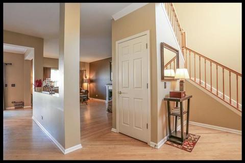 335 Bay Dr, Itasca, IL 60143 photo 5