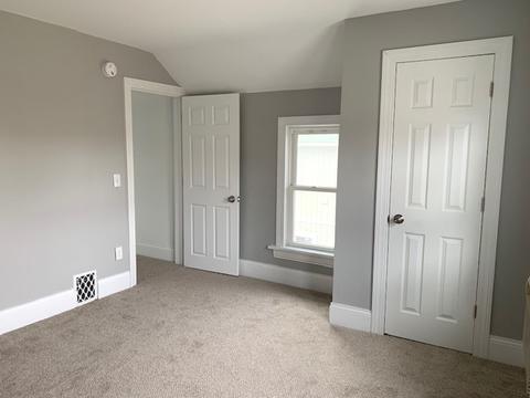 415 E Illinois Ave, Aurora, IL 60505 photo 8