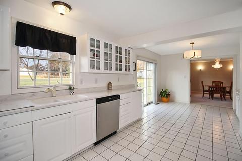 2021 Foxwood, Normal, IL 61761 photo 32