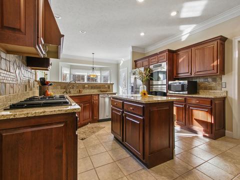 2106 Currant Ct, Bloomington, IL 61704 photo 6
