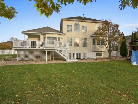 2106 Currant Ct, Bloomington, IL 61704 photo 2