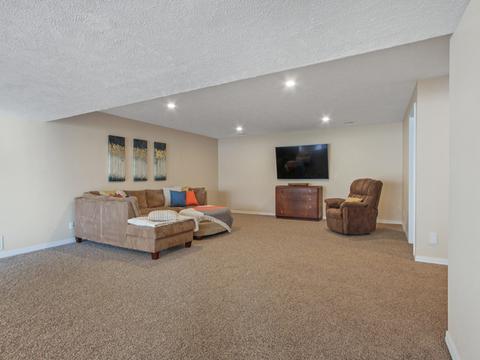 2106 Currant Ct, Bloomington, IL 61704 photo 32