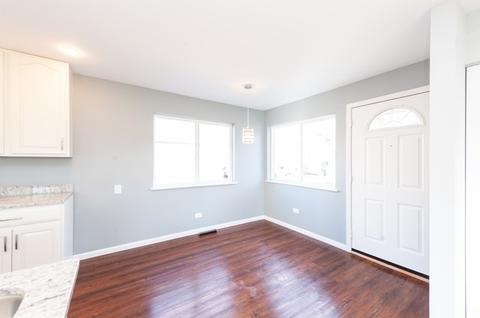 213 Willow Rd, Lakemoor, IL 60051 photo 3