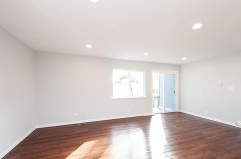 213 Willow Rd, Lakemoor, IL 60051 photo 4