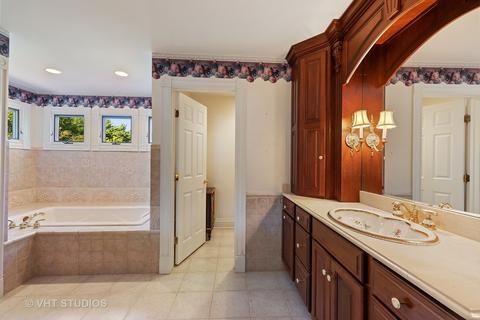 431 Creekside Ct, Willowbrook, IL 60527 photo 20