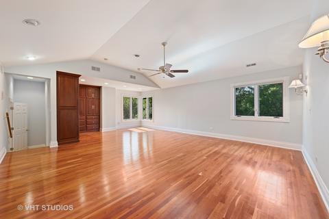 431 Creekside Ct, Willowbrook, IL 60527 photo 17