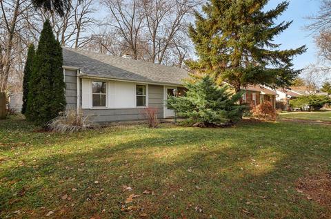 718 Brown Ave, Evanston, IL 60202 photo 2