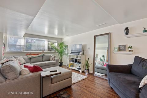 331 Custer Ave, Evanston, IL 60202 photo 2