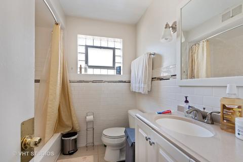 331 Custer Ave, Evanston, IL 60202 photo 17