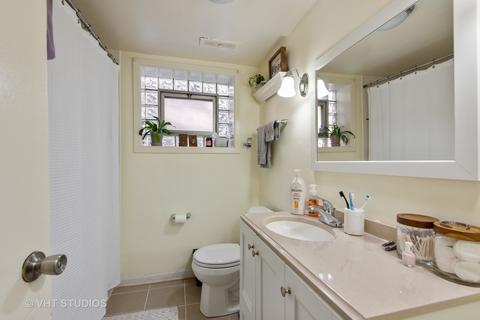 331 Custer Ave, Evanston, IL 60202 photo 7