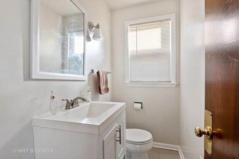 331 Custer Ave, Evanston, IL 60202 photo 13
