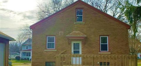 312 E Center St, Mount Morris, IL 61054 photo 3