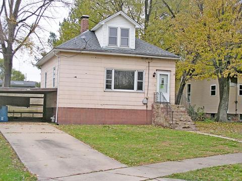160 E 3rd St, Depue, IL 61322 photo 2