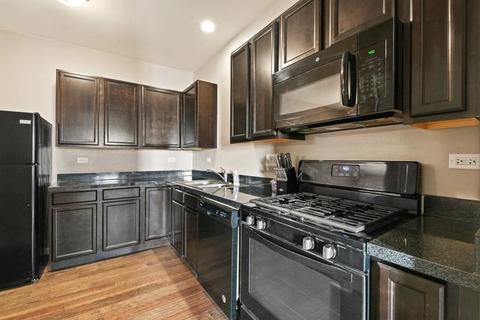 3645 Daisy Ln, Elgin, IL 60124 photo 3