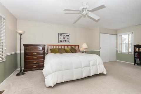1480 Exeter Ct, Hoffman Estates, IL 60010 photo 16