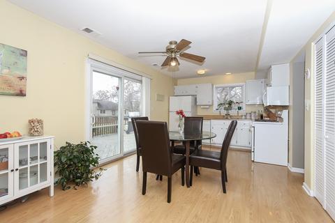 1480 Exeter Ct, Hoffman Estates, IL 60010 photo 10