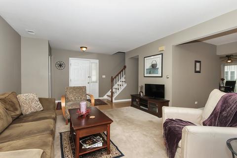 1480 Exeter Ct, Hoffman Estates, IL 60010 photo 5