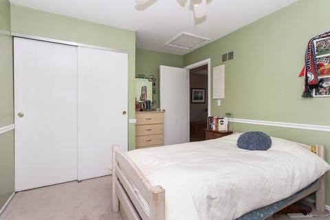 1480 Exeter Ct, Hoffman Estates, IL 60010 photo 19