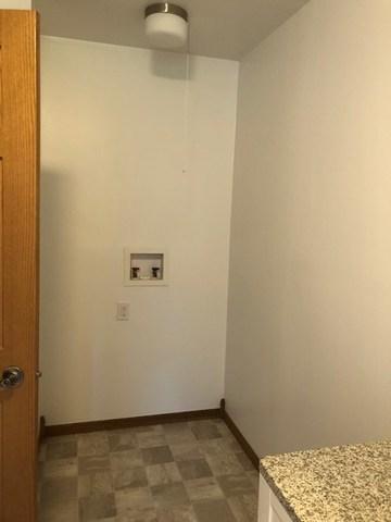 1035 Long St, Dixon, IL 61021 photo 18