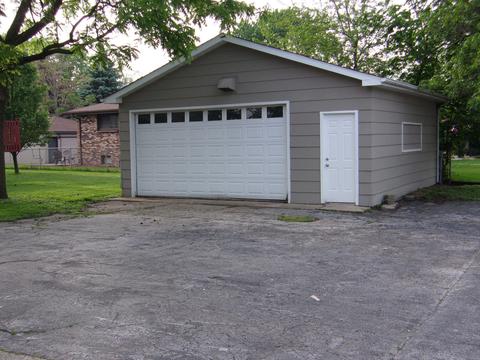2256 Thornton Lansing Rd, Lansing, IL 60438 photo 30