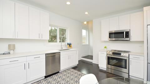 1102 Pitner Ave, Evanston, IL 60202 photo 6
