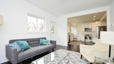 1102 Pitner Ave, Evanston, IL 60202 photo 3