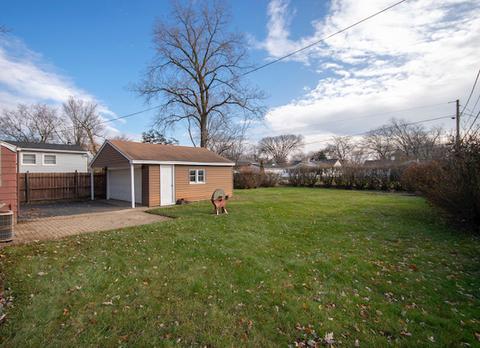 2412 Bluebird Ln, Rolling Meadows, IL 60008 photo 3