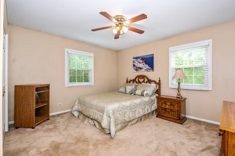 2327 Embden Ln, Wheaton, IL 60189 photo 14