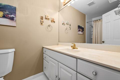2327 Embden Ln, Wheaton, IL 60189 photo 17