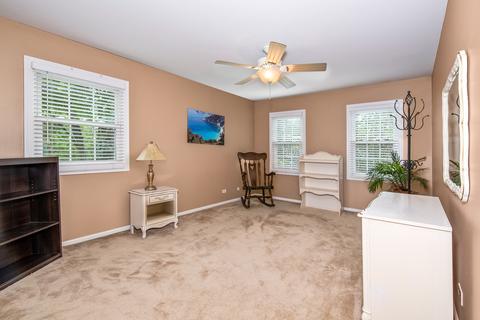 2327 Embden Ln, Wheaton, IL 60189 photo 15