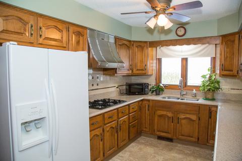 2227 13th St, Peru, IL 61354 photo 7