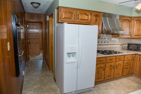 2227 13th St, Peru, IL 61354 photo 9