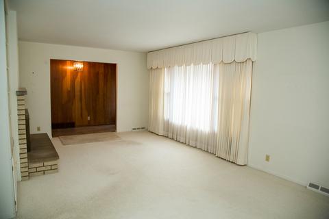 2227 13th St, Peru, IL 61354 photo 6