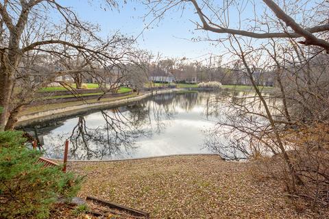 527 Johnson Ave, Morris, IL 60450 photo 3