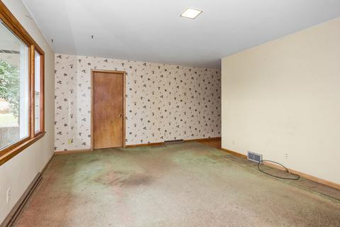 527 Johnson Ave, Morris, IL 60450 photo 7