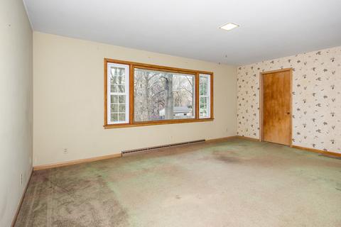 527 Johnson Ave, Morris, IL 60450 photo 6