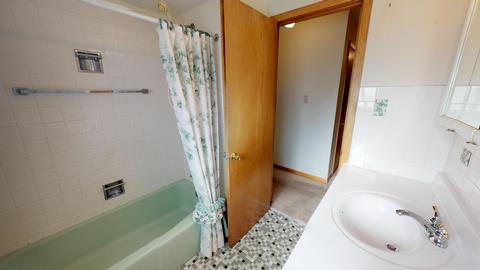 858 S Harvard Ave, Addison, IL 60101 photo 16