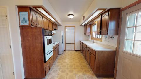 858 S Harvard Ave, Addison, IL 60101 photo 11