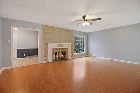 565 S Wall St, Kankakee, IL 60901 photo 3