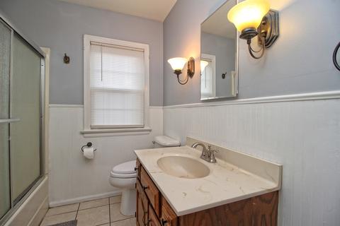 565 S Wall St, Kankakee, IL 60901 photo 10