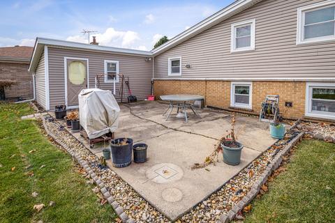 2155 Lee St, Des Plaines, IL 60018 photo 16